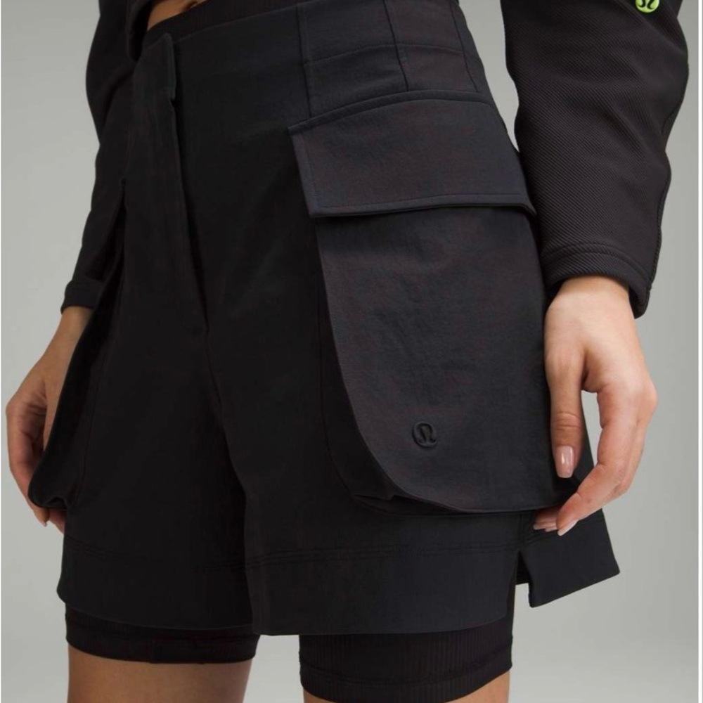 Lululemon Cargo 118$ Retail